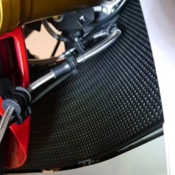 YAMAHA YZF-R1& R1M 2015+ Radiator Guard By Evotech Performance