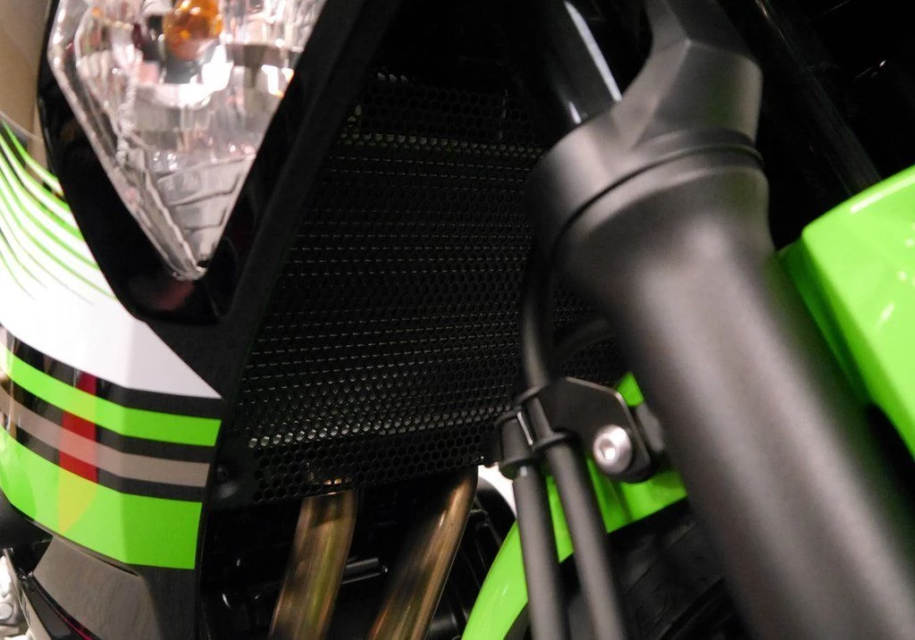 KAWASAKI Ninja 650 Radiator Guard 2017 Onwards By Evotech Performance