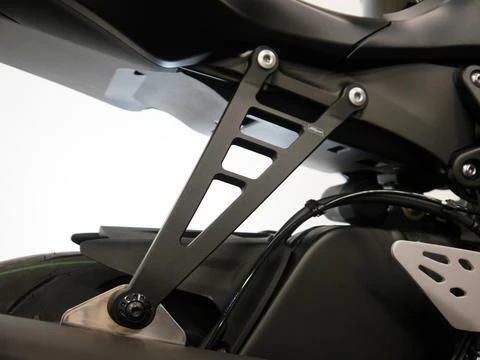 KAWASAKI ZX6R (2019 Onwards) Exhaust Hanger Black CNC By Evotech Performance