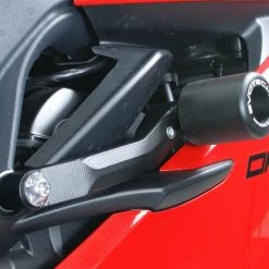 Triumph 675 Daytona 2013+ Crash Protection Black Bobbins Evotech Performance